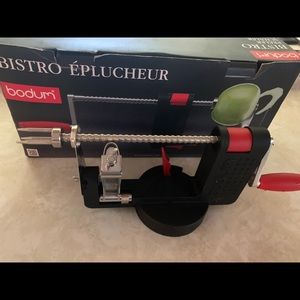 Bodum Apple Core and Peeler